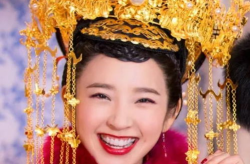 瘫痪战神王爷医妃,瘫痪战神王爷与神秘医妃的传奇爱情